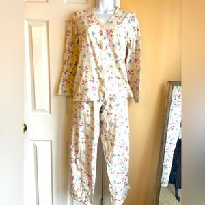 Vintage Wild Flower Floral Pajama Set | Size Small